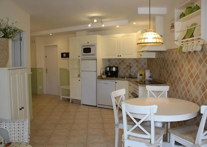 El Carmen In Cristianos لوس كريستيانوس